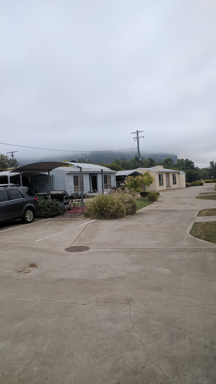 Springsure Overlander Motel | 10 Eclipse St, Springsure QLD 4722, Australia | Phone: (07) 4984 1888