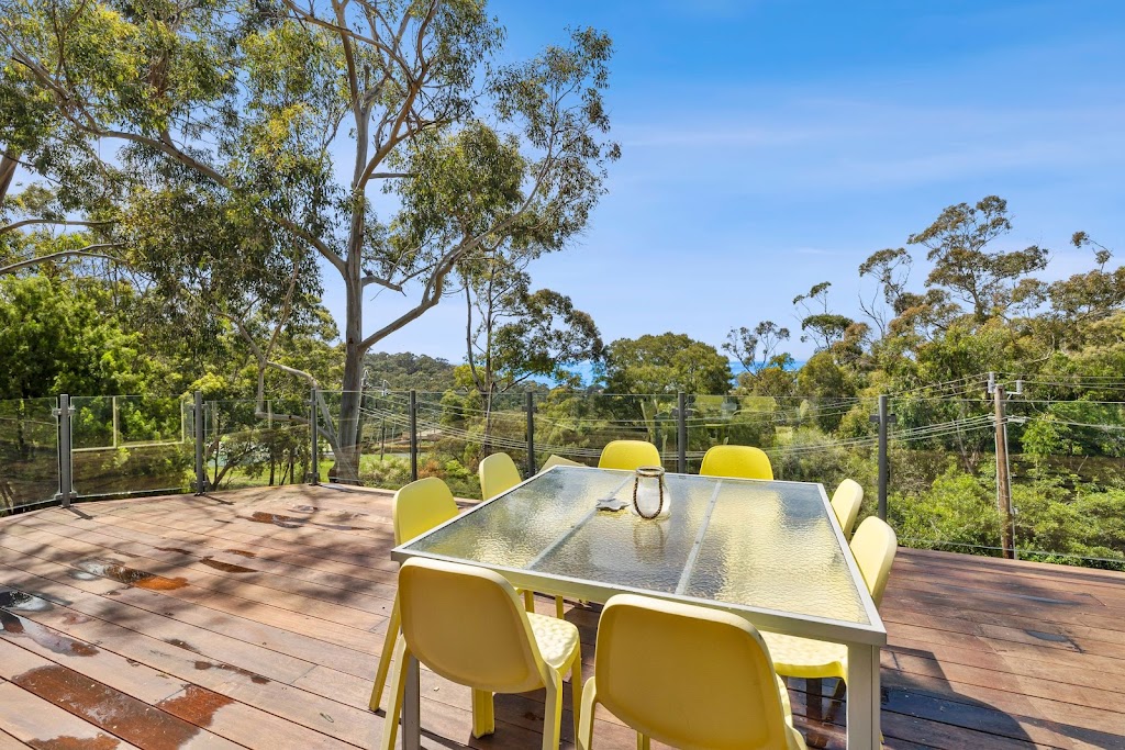 Richardson Retreat - Lorne Holiday Stays Pty Ltd | 48 Richardson Blvd, Lorne VIC 3232, Australia | Phone: 0497 226 952
