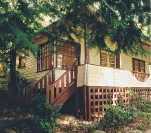 Cottages of Mt Dandenong | lodging | 17 Sunset Ave, Olinda VIC 3788, Australia | 0397512447 OR +61 3 9751 2447