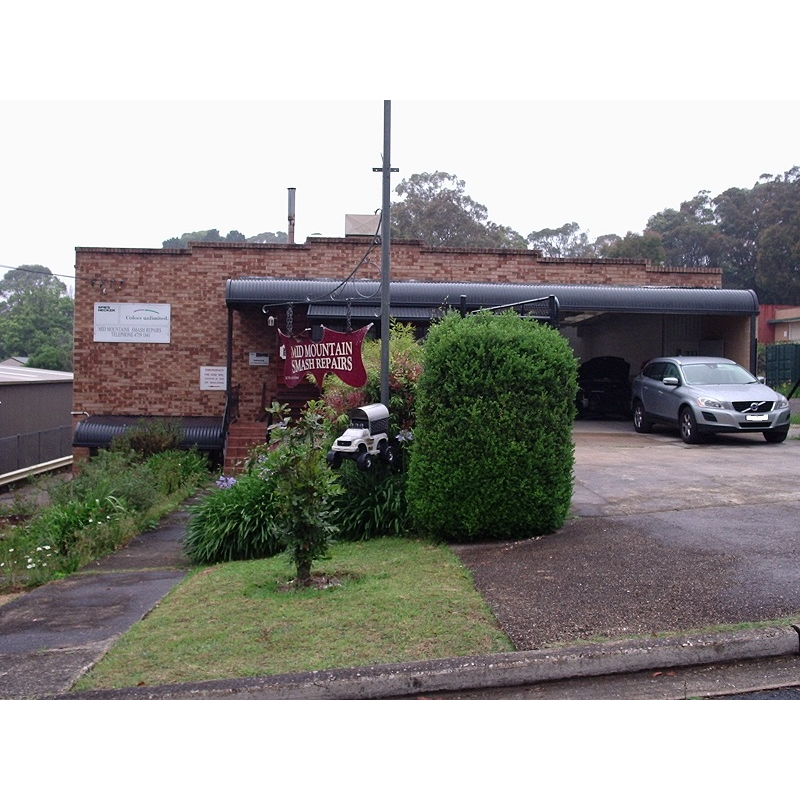 Mid Mountains Smash Repairs | car repair | 17 Flinders St, Lawson NSW 2783, Australia | 0247591841 OR +61 2 4759 1841