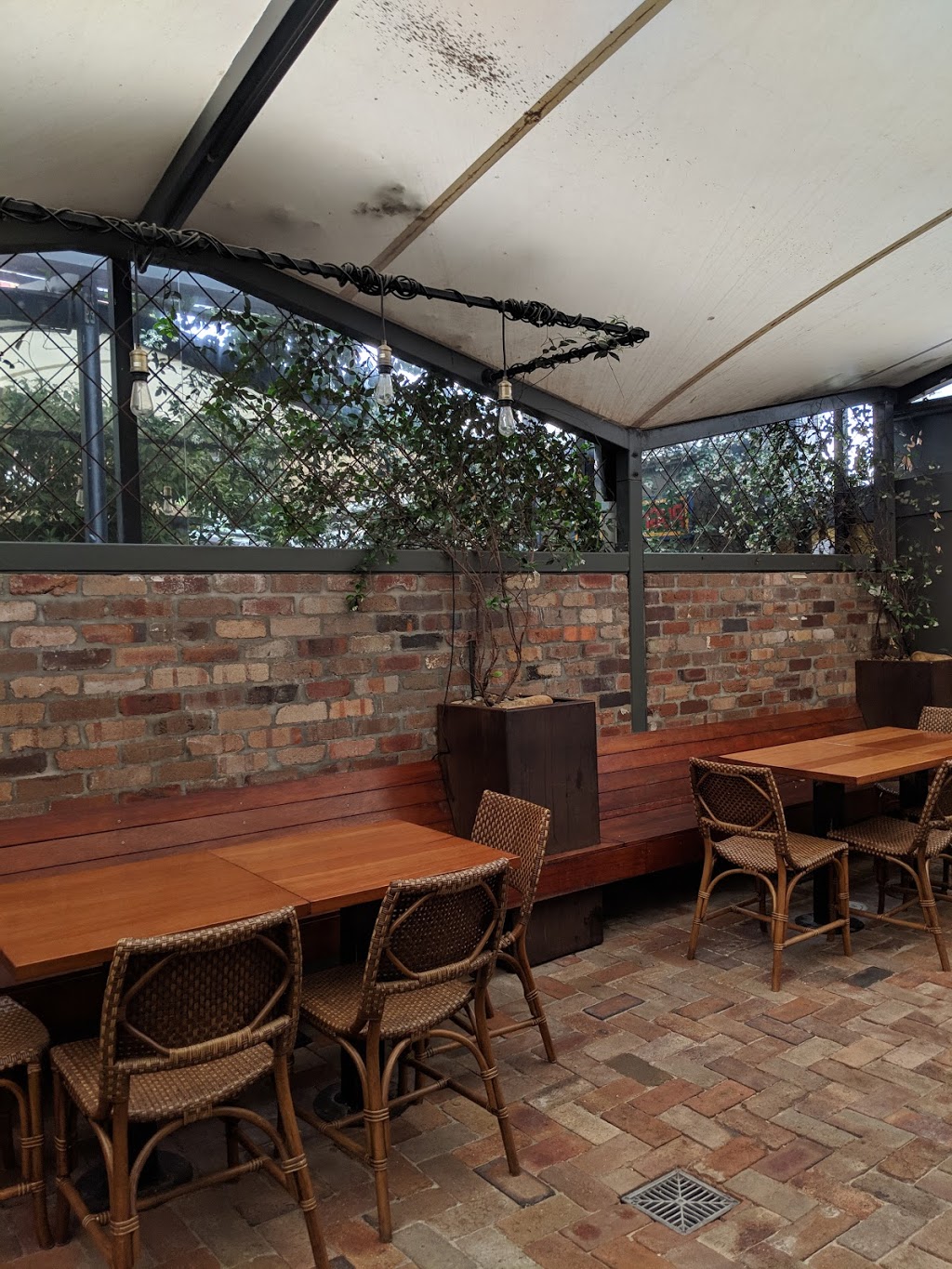 The Greenroof Hotel | 71 Tudor St, Hamilton NSW 2303, Australia | Phone: (02) 4961 3079