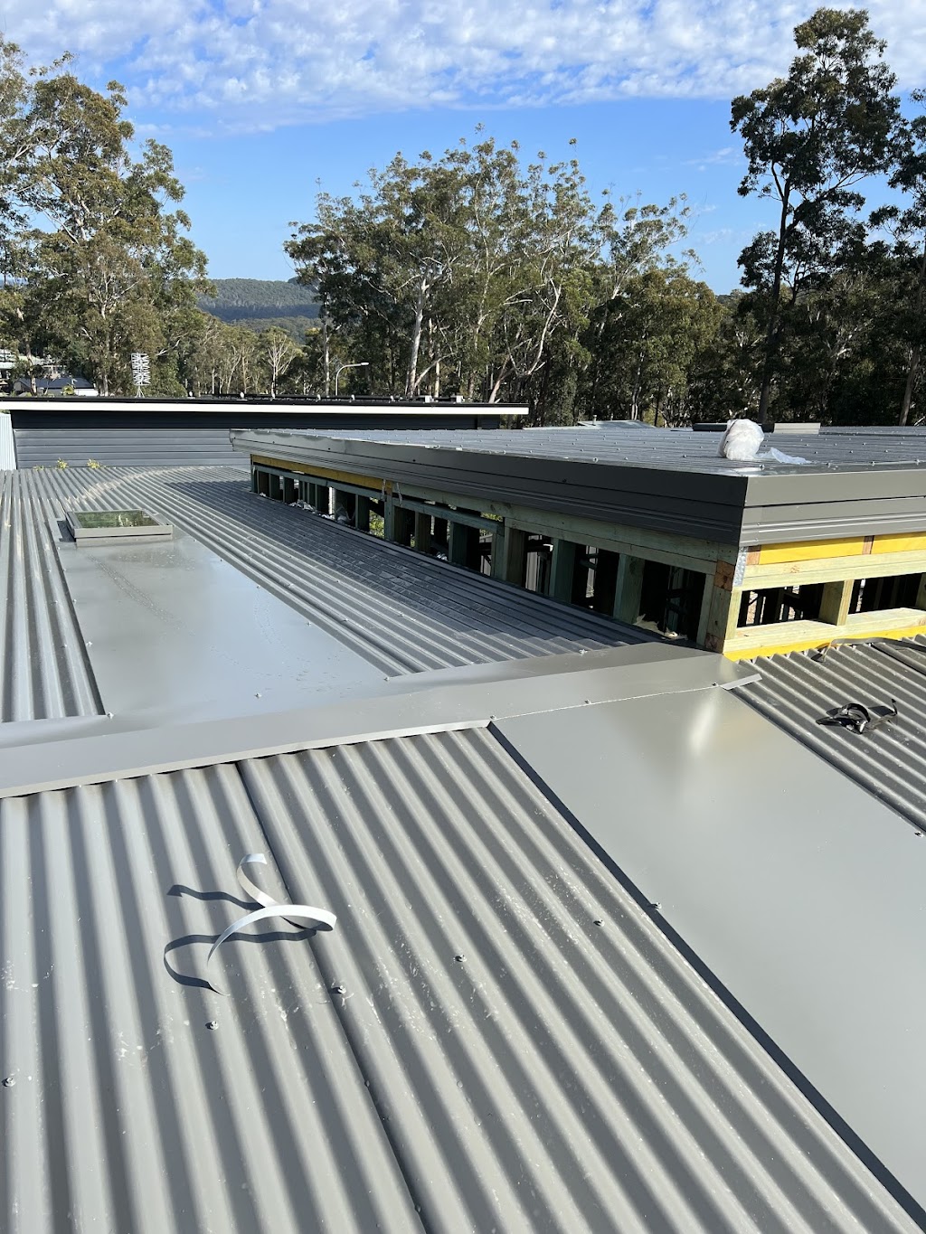 K.L.C roofing | 13 Tropic Gardens Dr, Smiths Lake NSW 2428, Australia | Phone: 0422 896 517