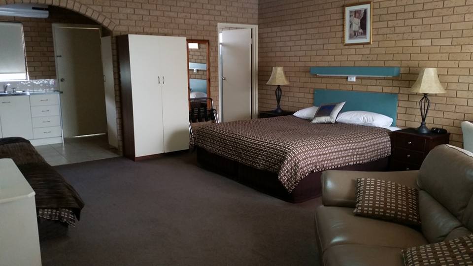 Sunrise Motel | 85-87 Vermont St, Barooga NSW 3644, Australia | Phone: (03) 5873 4402