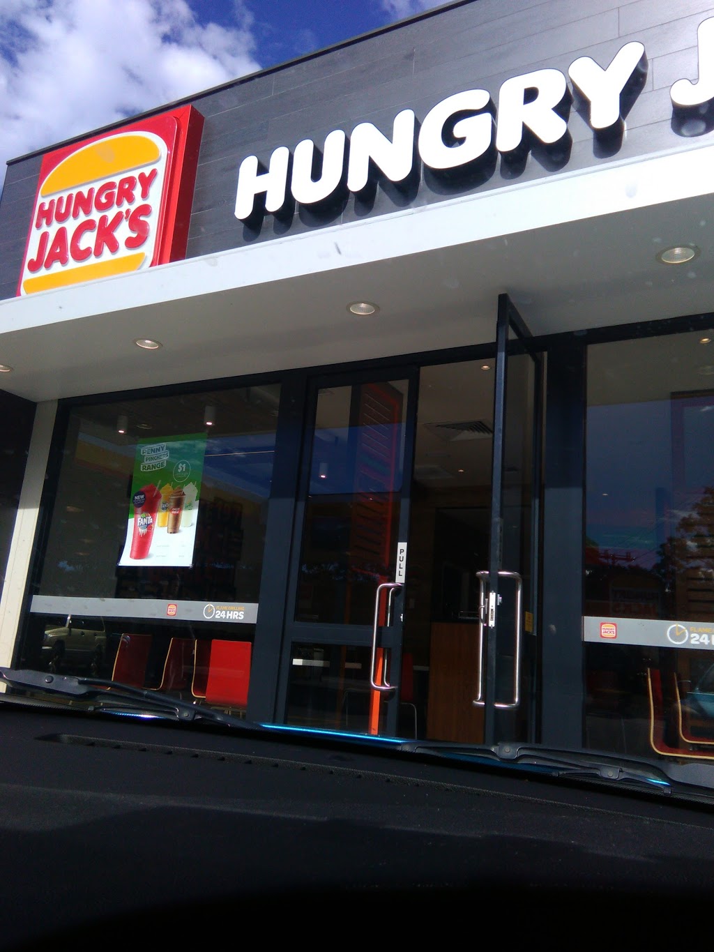 Hungry Jacks | 36-42 Chambers Flat Rd, Waterford West QLD 4133, Australia | Phone: 32007599