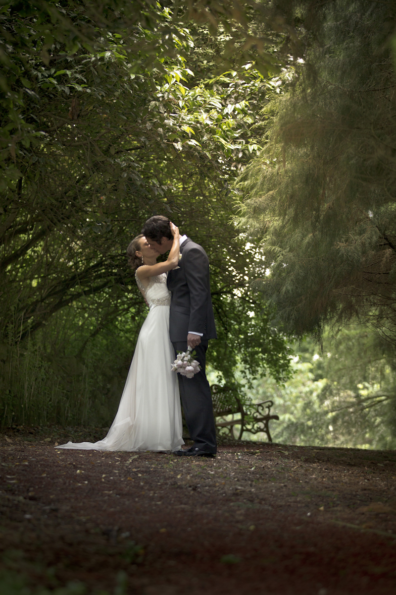 Whitepoint Boutique Wedding Photography | 20 Hillcroft St, Reservoir VIC 3073, Australia | Phone: 0407 296 204