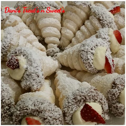 Danis Treats & Sweets | bakery | Insley Way, Caroline Springs VIC 3023, Australia | 0417955053 OR +61 417 955 053
