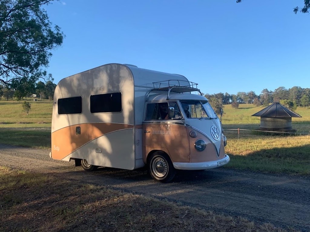 The Riverside Farm Escape Minimbah | 13470 Pacific Hwy, Minimbah NSW 2312, Australia | Phone: 0457 562 910