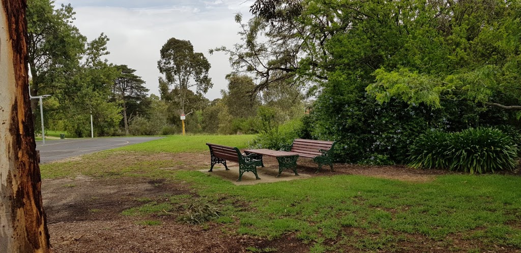 Oldis Gardens | park | East St, Northcote VIC 3070, Australia