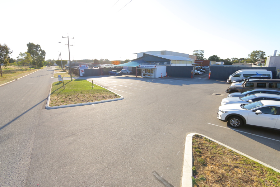 Hamer Airport Parking | airport | 20 Redcliffe Rd, Redcliffe WA 6104, Australia | 0892774775 OR +61 8 9277 4775