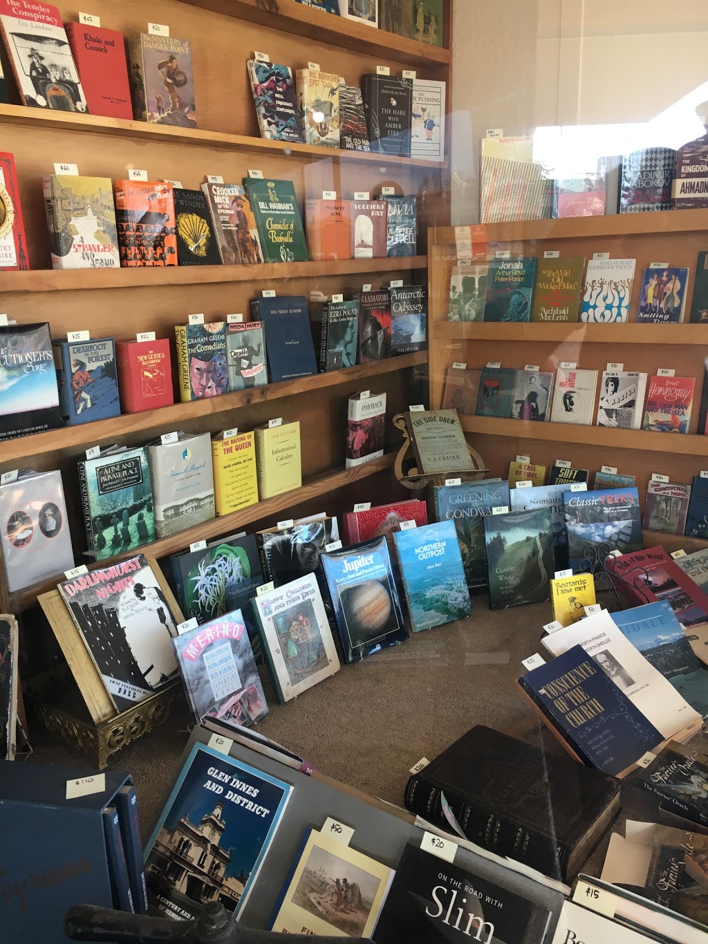 Burnetts Books | 46 Bridge St, Uralla NSW 2358, Australia