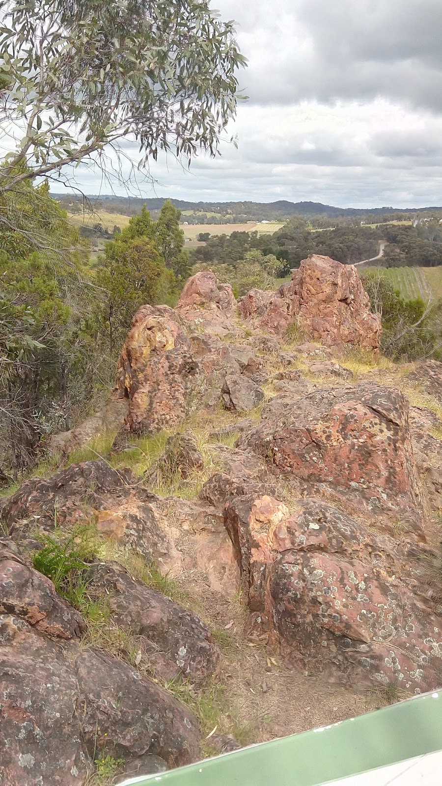 Neagles Rock Reserve | park | Neagles Rock Rd, Clare SA 5453, Australia | 0888426400 OR +61 8 8842 6400