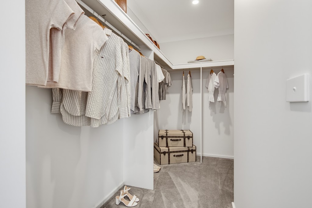 Masterton Homes - Rosedale Exhibition Home | 22 Sebbens Cres, Rosedale NSW 2536, Australia | Phone: 1300 446 637