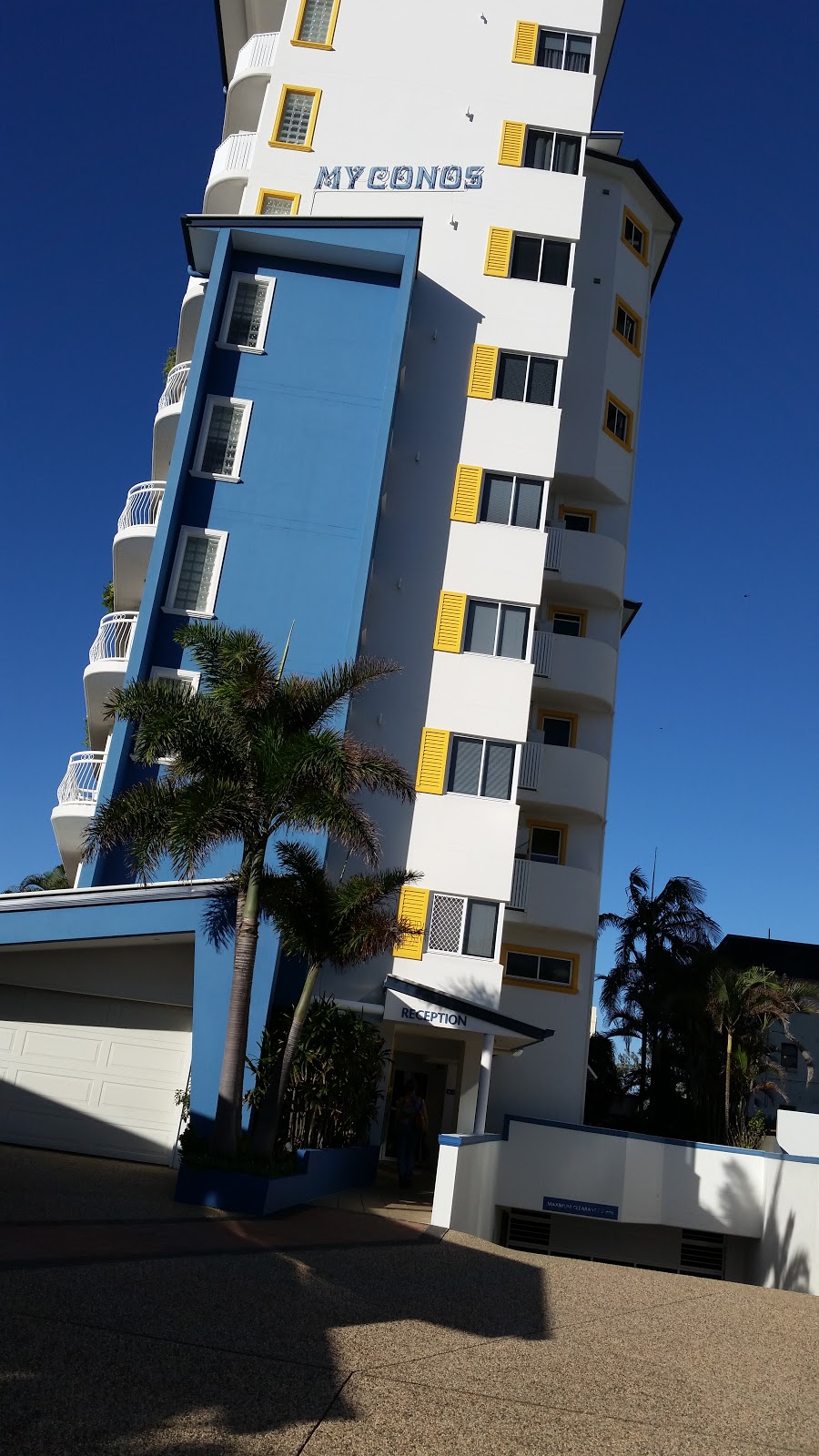 Myconos Resort | lodging | 45 Sixth Ave, Maroochydore QLD 4558, Australia | 0754511711 OR +61 7 5451 1711