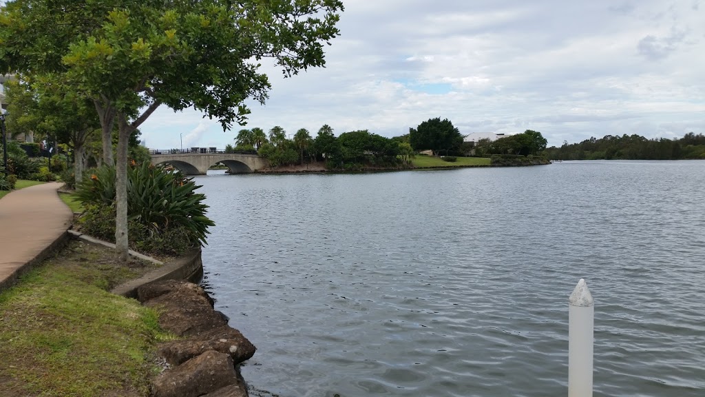 Emerald lakes Wetlands | 9 Madigan Rd, Carrara QLD 4211, Australia