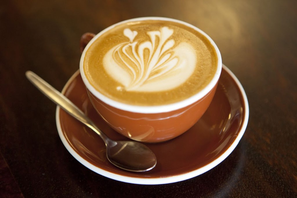 Little Cove Coffee Co | cafe | 4/205 Weyba Rd, Noosaville QLD 4566, Australia | 0754405422 OR +61 7 5440 5422