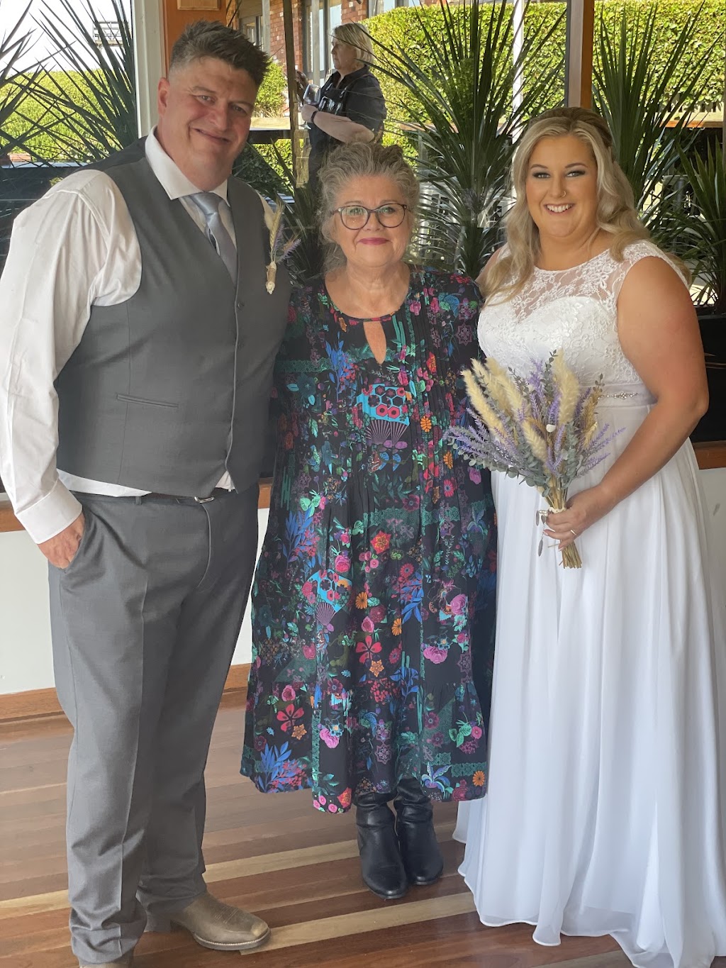 Kellie Cheers Civil Celebrant | jetty, Esplanade, Lakes Entrance VIC 3909, Australia | Phone: 0401 692 973