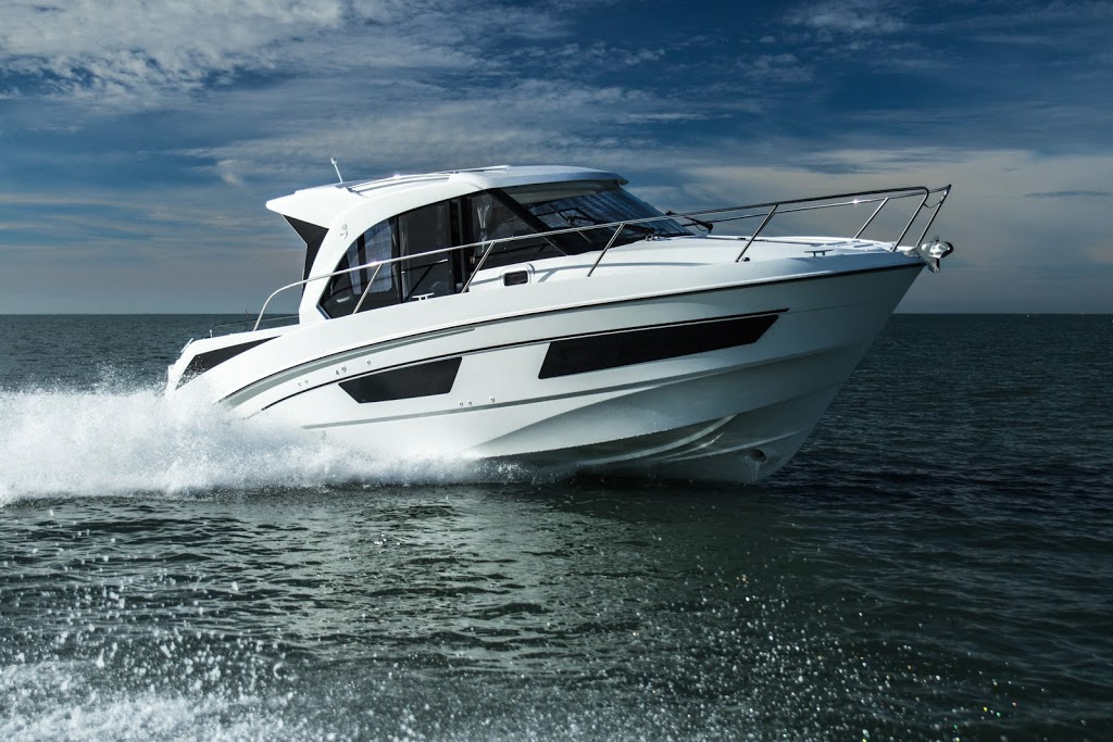 The Yacht Brokerage | 1 John Lund Dr, Hope Island QLD 4212, Australia | Phone: 0415 554 014