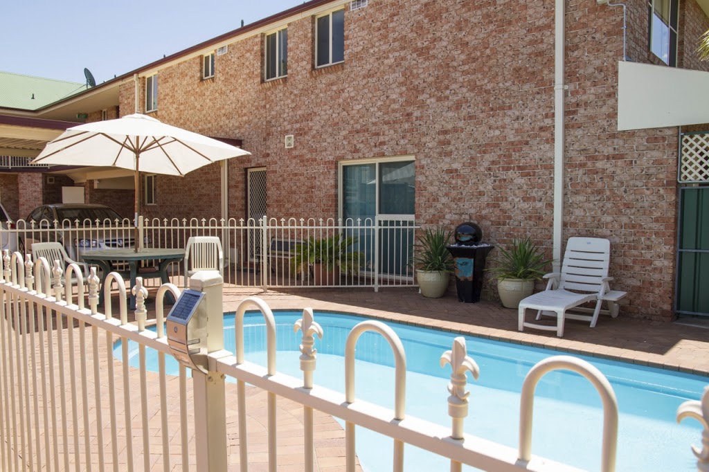 Endeavour Court Motor Inn | 94-98 Bourke St, Dubbo NSW 2830, Australia | Phone: (02) 6881 1000