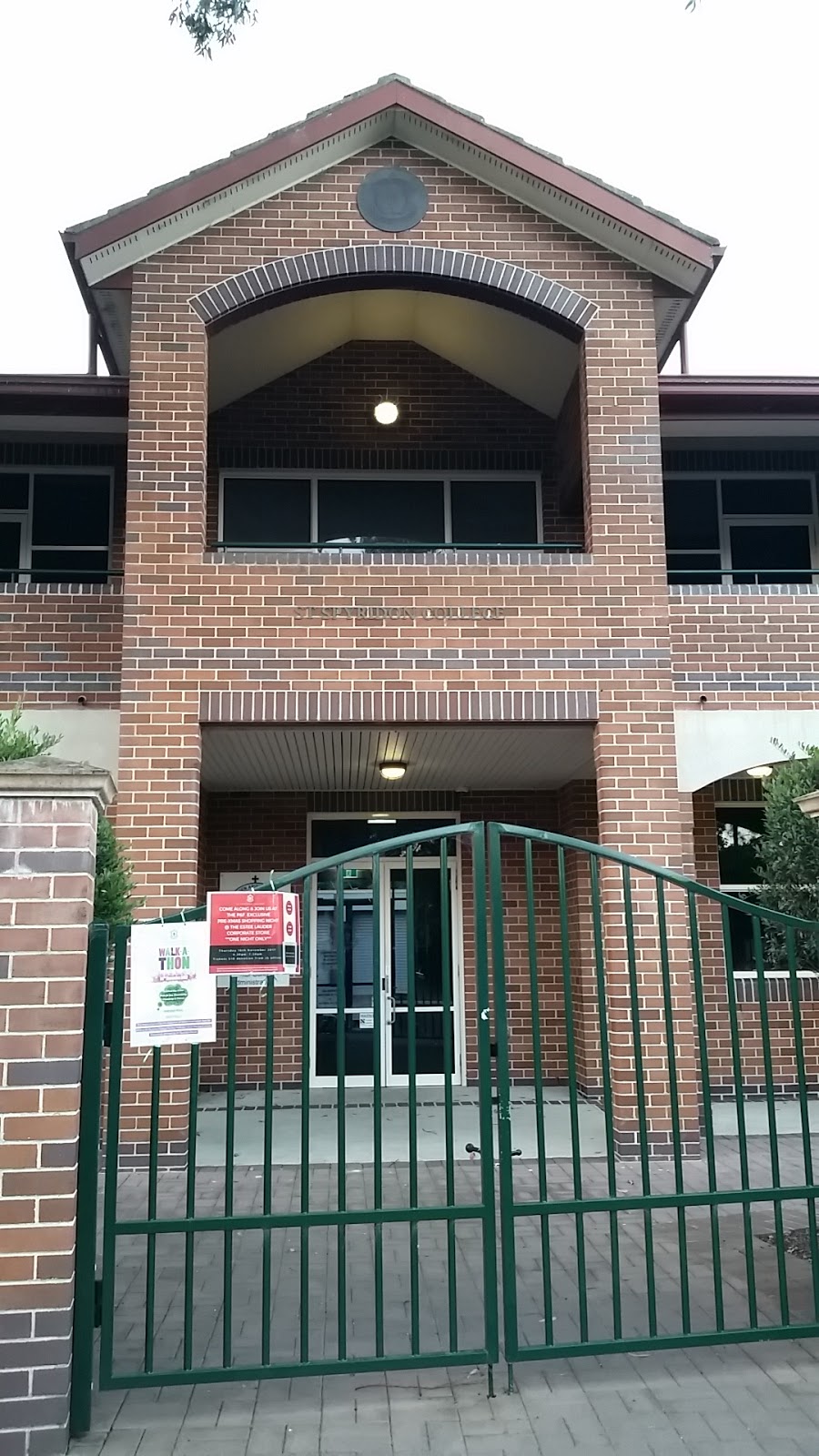 St Spyridon College Primary | school | 80 Gardeners Rd, Kingsford NSW 2032, Australia | 0296635363 OR +61 2 9663 5363