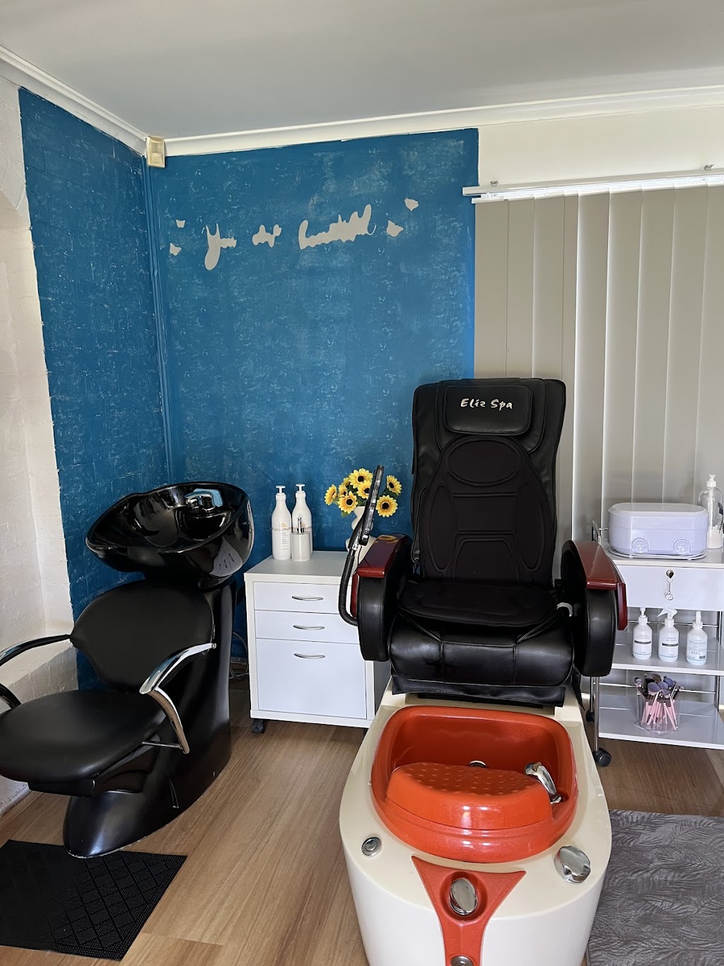 Akme Beauty Service | 43 Logan St, Eglinton NSW 2795, Australia | Phone: 0415 359 644