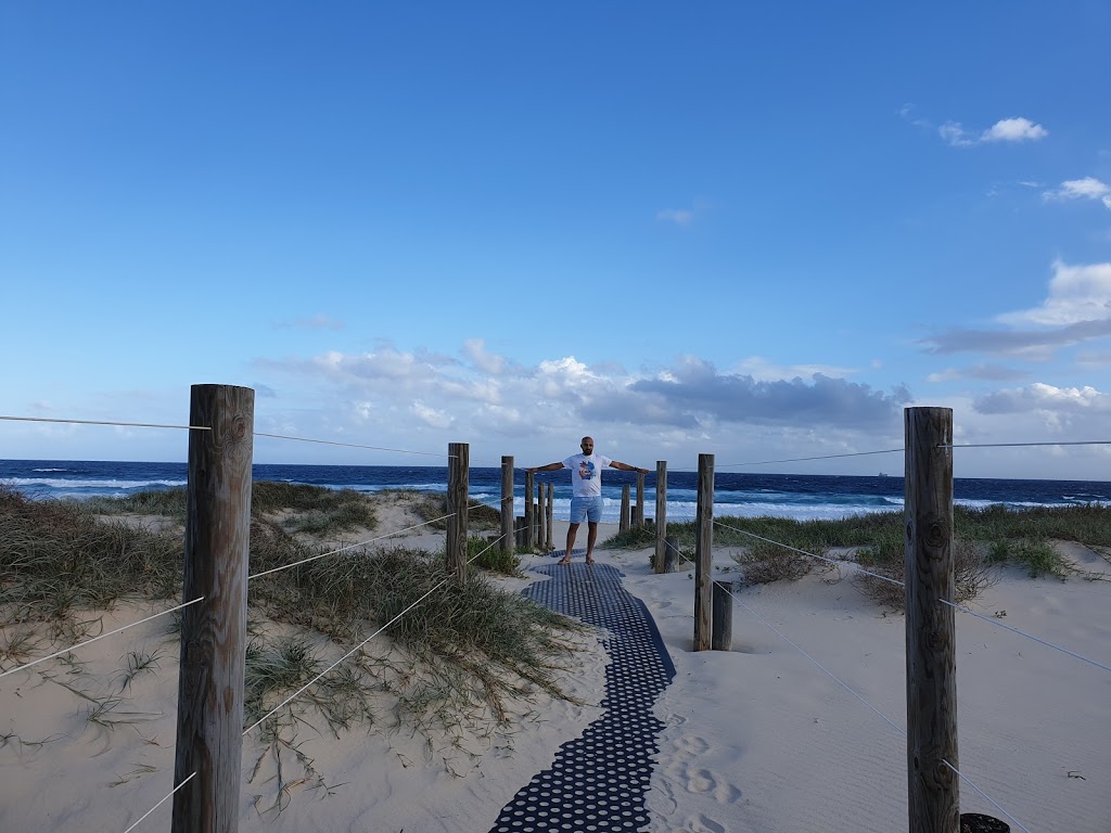 Birdie beach | Wybung NSW 2259, Australia