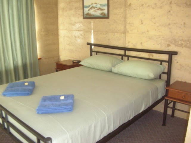 Hopetoun Chalet | lodging | 49C Veal St, Hopetoun WA 6348, Australia | 0428649390 OR +61 428 649 390