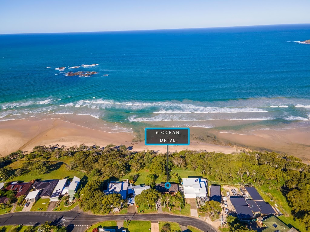 The Sandcastle | 6 Ocean Dr, Safety Beach NSW 2456, Australia | Phone: 0417 885 376