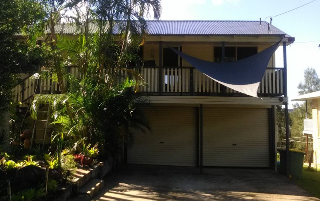 Seaside Getaway Guesthouse | lodging | 66 Crescent Dr, Russell Island QLD 4184, Australia