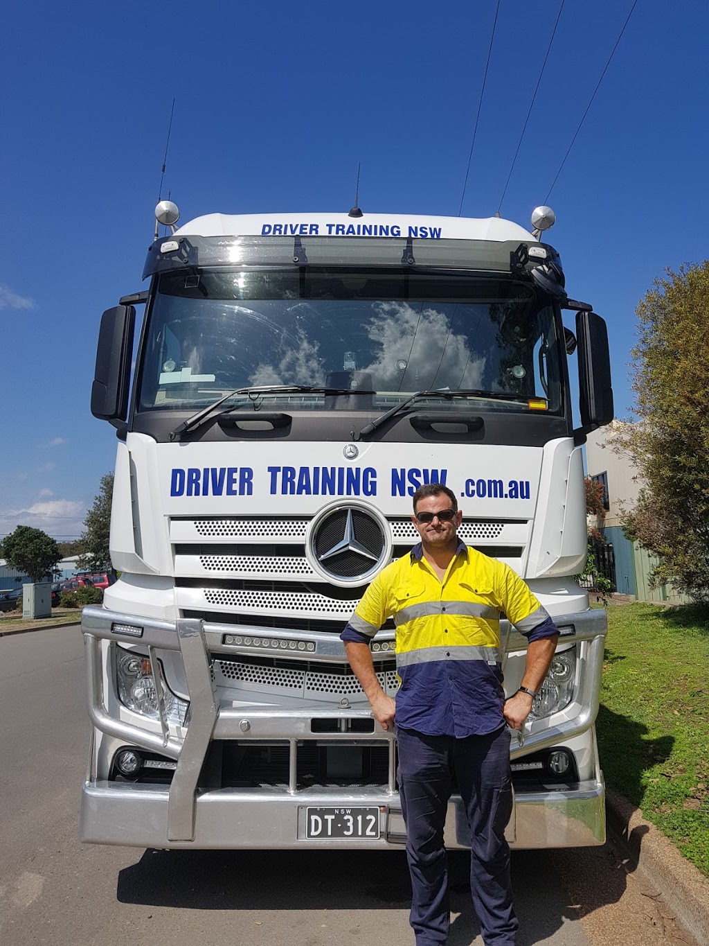 Driver Training NSW | 10 Fifth St, Cardiff NSW 2285, Australia | Phone: 0419 210 258