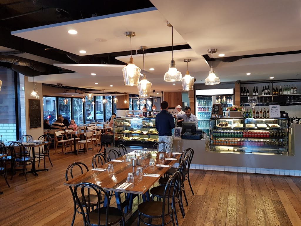 Capri Café & Lounge | cafe | 28 Aquitania Way, Docklands VIC 3008, Australia | 0396060309 OR +61 3 9606 0309