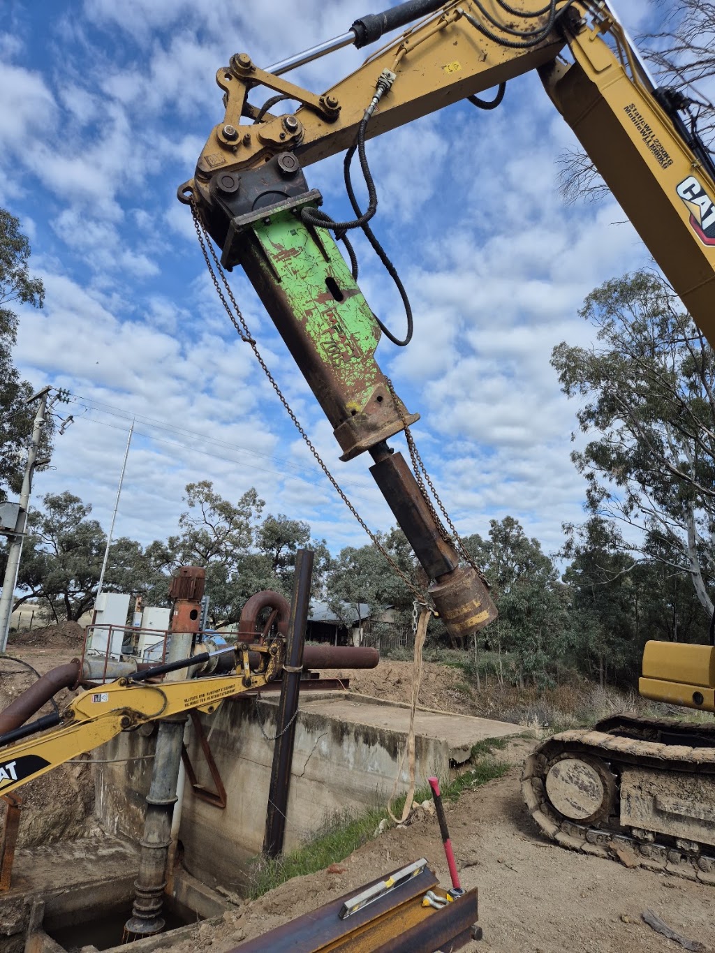 Foott Earthmoving | 6 Annear Court, Swan Hill VIC 3585, Australia | Phone: 0421 788 147