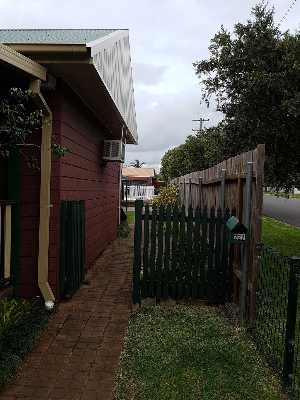 Park Meadows Bed & Breakfast | lodging | 227 Tongarra Rd., Albion Park NSW 2527, Australia | 0242565355 OR +61 2 4256 5355
