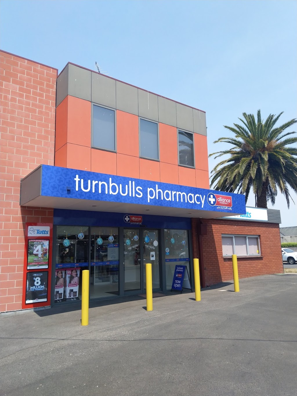Turnbulls Pharmacy | 57 Main St, Sheffield TAS 7306, Australia | Phone: (03) 6491 1155