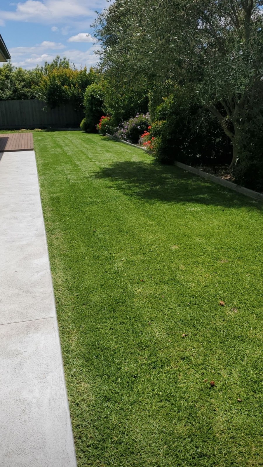 Harpers Mowing | 118 Eleven Mile Rd, Sarsfield VIC 3875, Australia | Phone: 0431 792 541