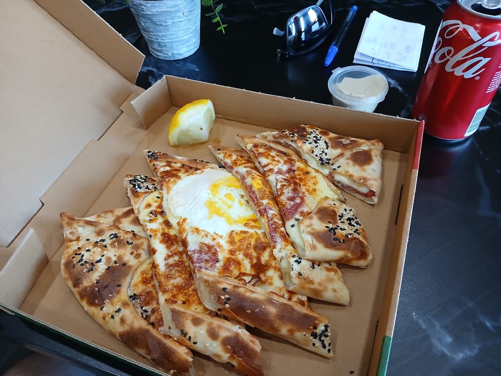 OMG Kebabs Mount Annan | shop 20/11-13 Main St, Mount Annan NSW 2567, Australia | Phone: (02) 4647 7215