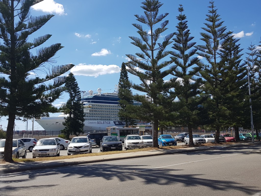 Ferry Parking | parking | Peter Hughes Dr, Fremantle WA 6160, Australia | 1300726702 OR +61 1300 726 702