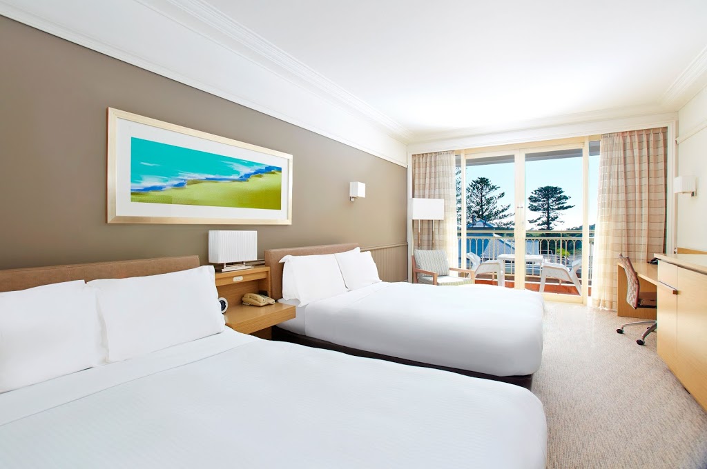 Crowne Plaza Terrigal Pacific | lodging | Pine Tree Ln, Terrigal NSW 2260, Australia | 0243849111 OR +61 2 4384 9111