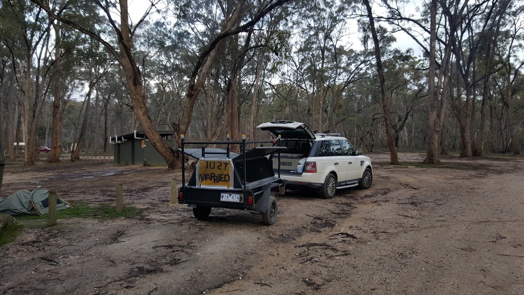 Chinamans Campgrounds | campground | Chinaman Rd, Mount Cole VIC 3377, Australia