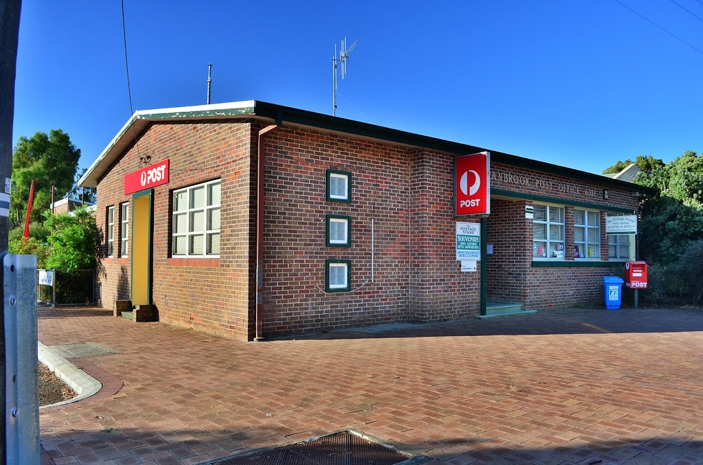 Australia Post - Cranbrook LPO | post office | 15 Gathorne St, Cranbrook WA 6321, Australia | 0898261031 OR +61 8 9826 1031