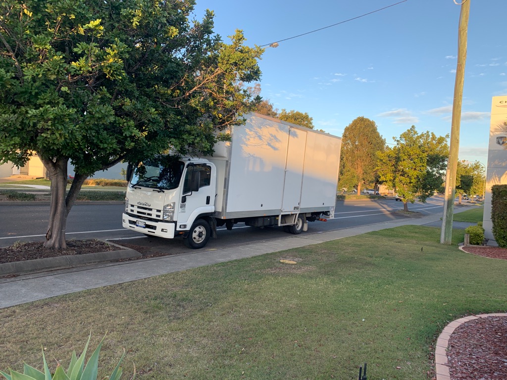 Truck4U Removals AUBURN | 81 Dartbrook Rd, Auburn NSW 2144, Australia | Phone: 0413 564 370