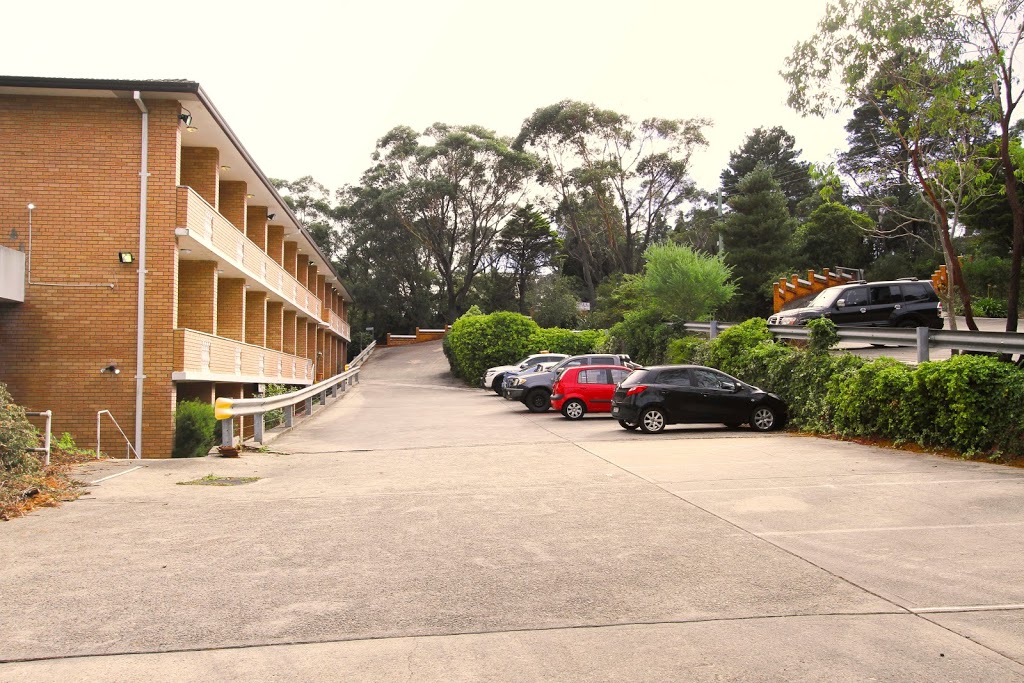 Rest easy motel | 3-5 Old Bathurst Rd, Wentworth Falls NSW 2782, Australia | Phone: 0413 094 728