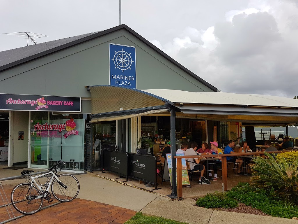 Anchorage Bakery Cafe | bakery | 141-145 Griffith Rd, Newport QLD 4020, Australia | 0738803601 OR +61 7 3880 3601