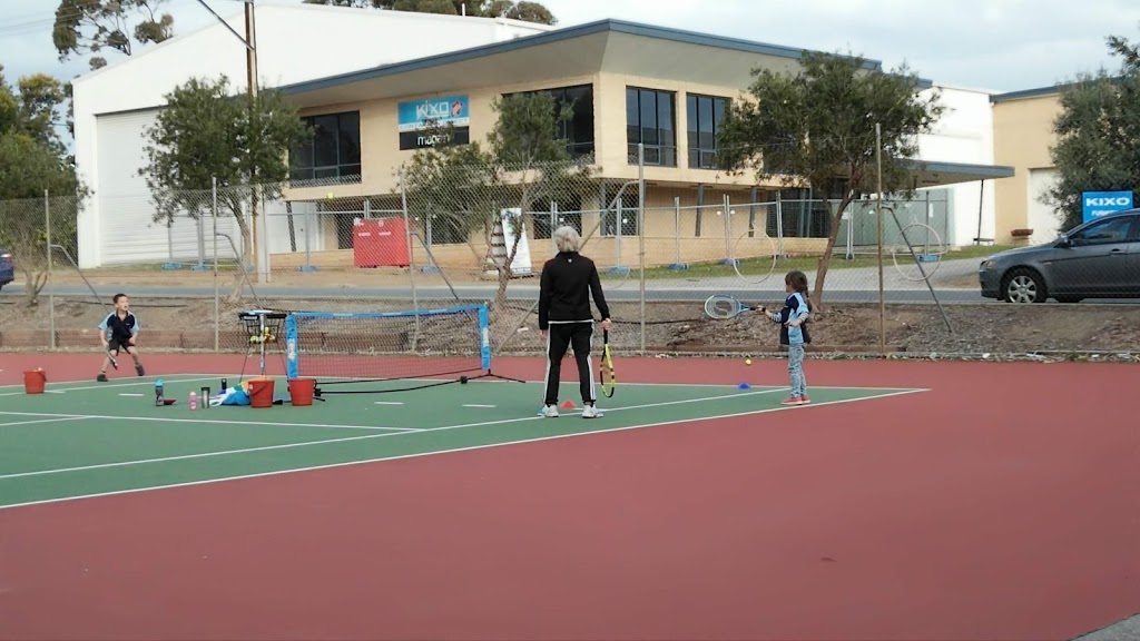 Cottage Land Tennis Court | gym | 24-30 Sandy Ln, Hackham SA 5163, Australia