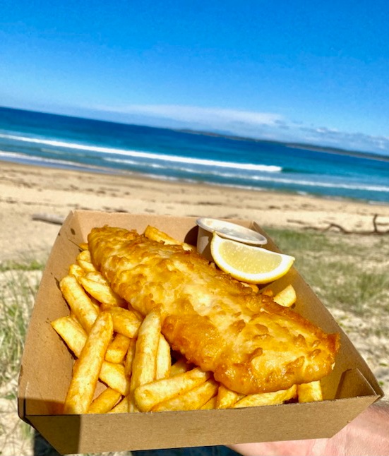 Under the deck Cafe | Broulee Surfers Surf Life Saving Club, Heath St, Broulee NSW 2537, Australia | Phone: 0466 300 298
