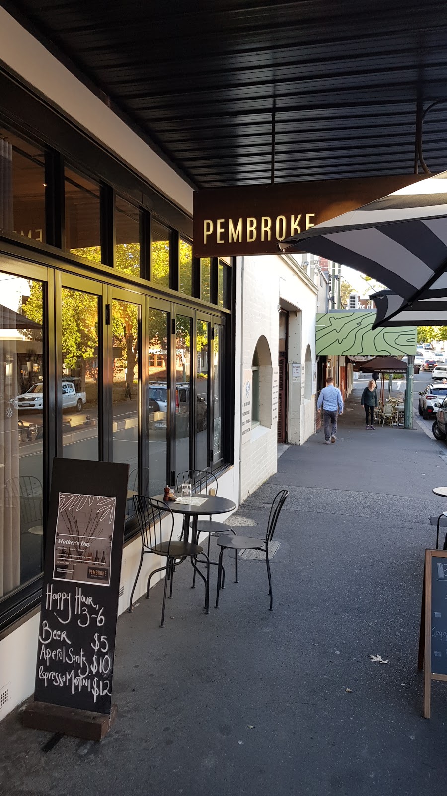 Pembroke Bar and Kitchen | restaurant | 147 Union Rd, Surrey Hills VIC 3127, Australia | 0398906268 OR +61 3 9890 6268