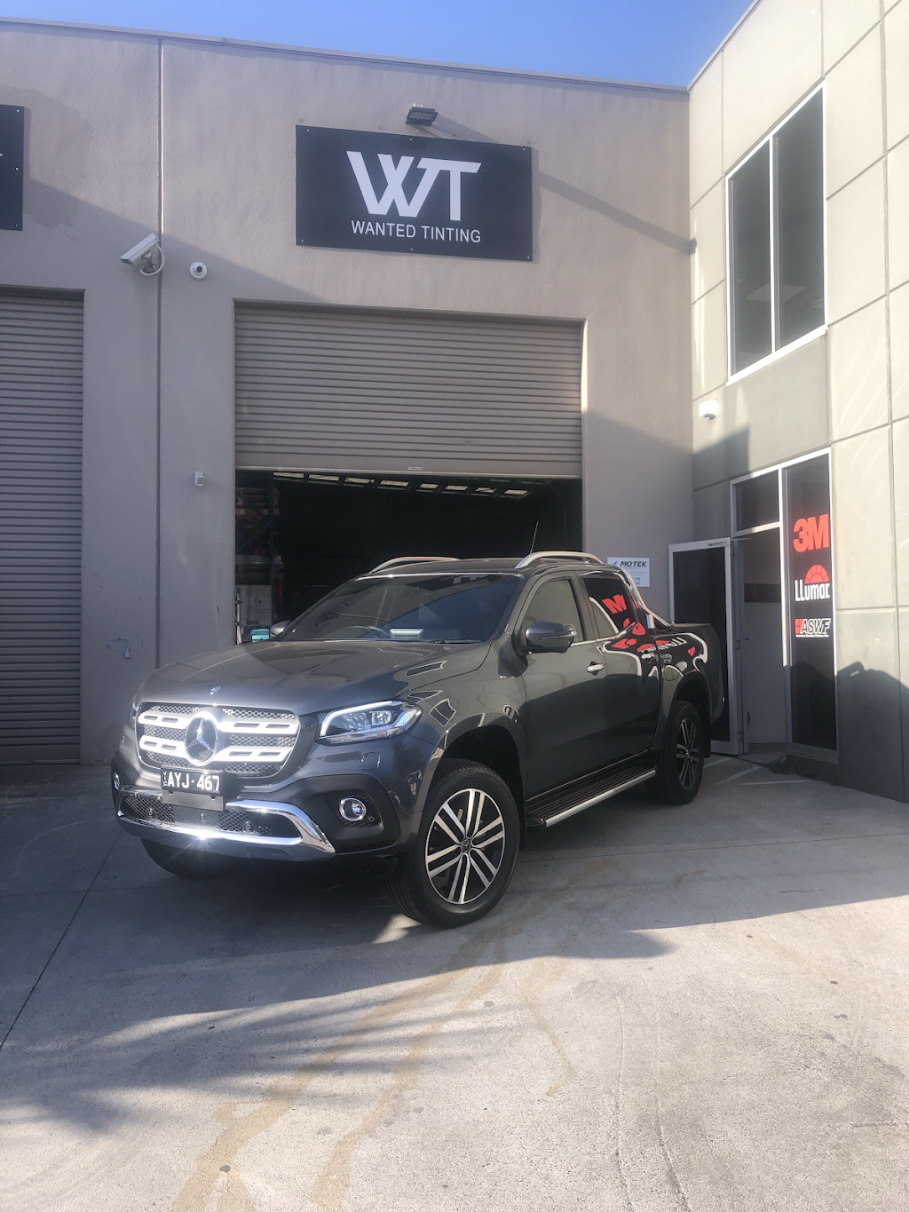 Wanted Tinting | 1/21 Johnston Ct, Dandenong South VIC 3175, Australia | Phone: 0404 085 818