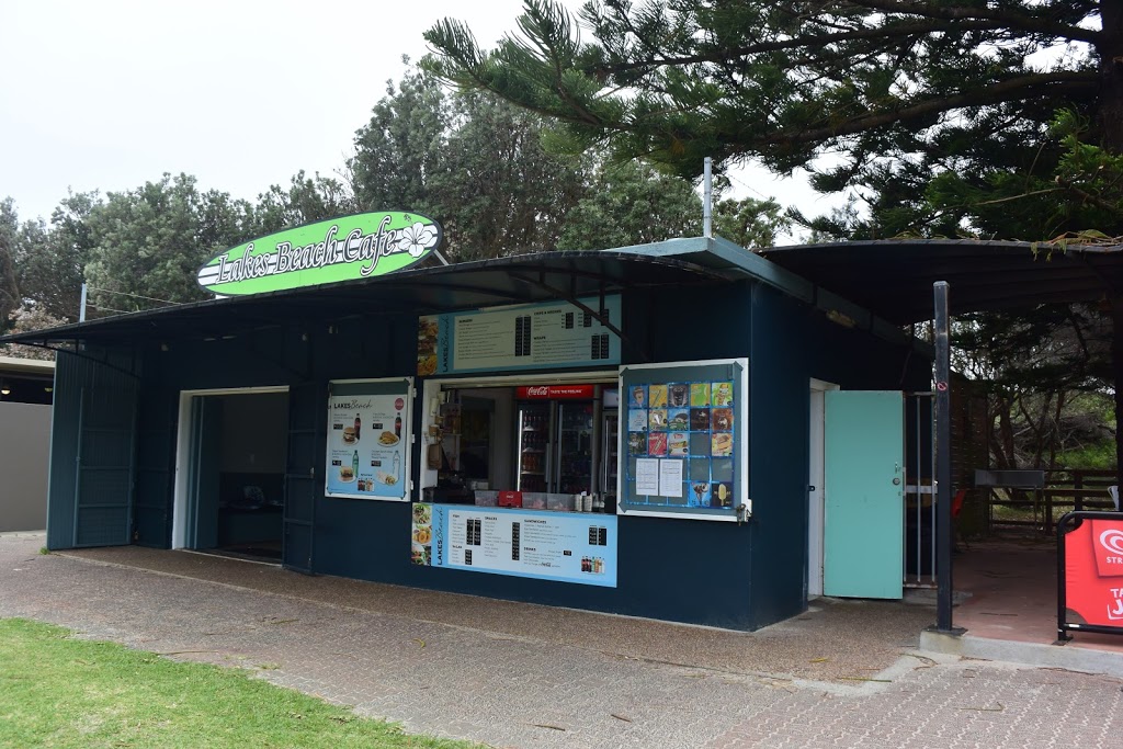 Lakes Beach Cafe | cafe | Budgewoi Rd, Budgewoi NSW 2262, Australia | 0243972001 OR +61 2 4397 2001