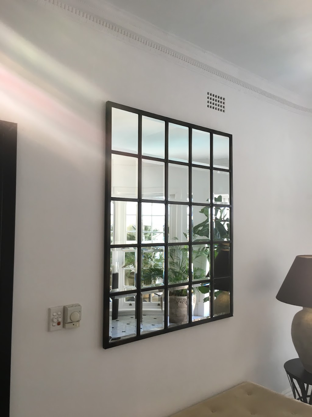 Professional Picture Hanging - Newcastle | 18 Pride Ave, Lambton NSW 2299, Australia | Phone: 0491 491 029