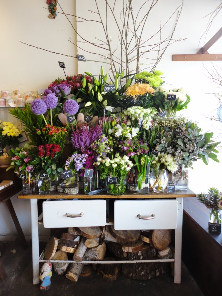 Fowlers Flowers | florist | 488 Queens Parade, Clifton Hill VIC 3068, Australia | 0394899114 OR +61 3 9489 9114