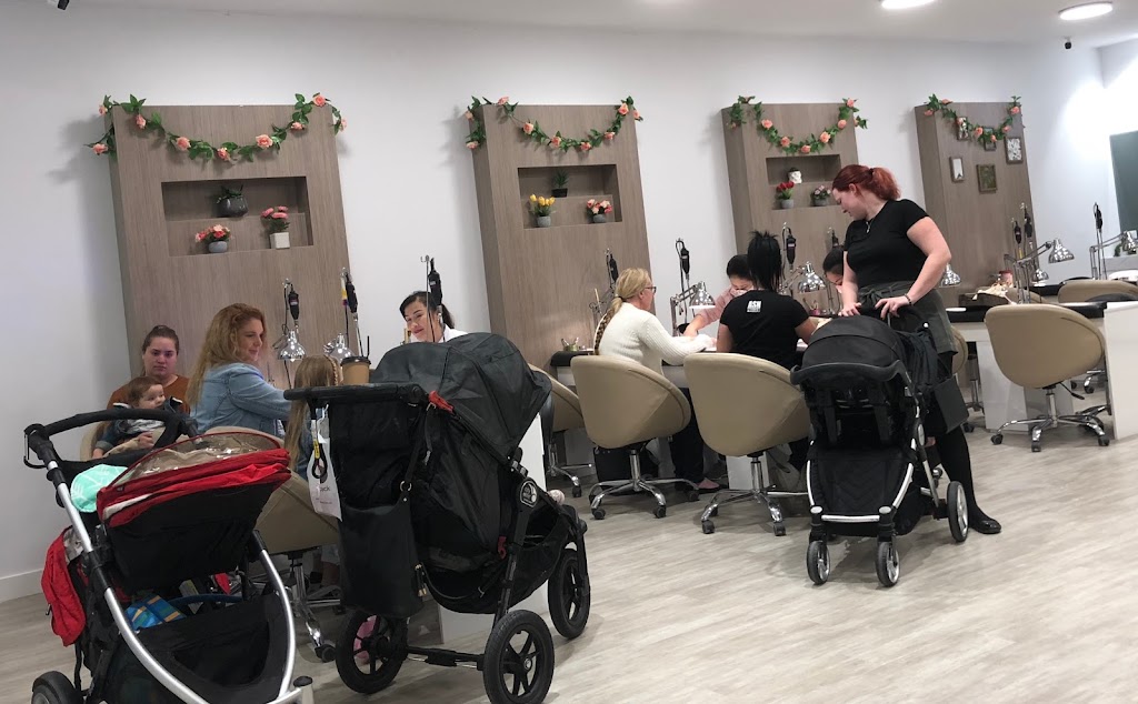 Elly’s Nails East Maitland | Next to BigW, Shop 26/1 Molly Morgan Dr, East Maitland NSW 2323, Australia | Phone: (02) 4030 5377